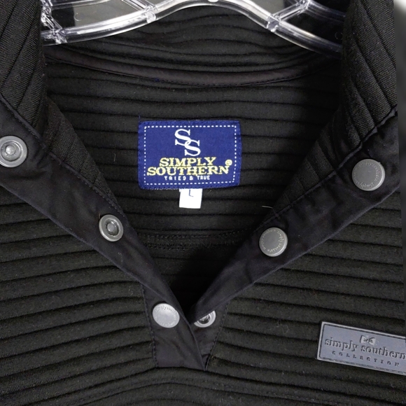 Simply Southern Black Ribbed Snap Neck Pullover - Picture 4 of 7